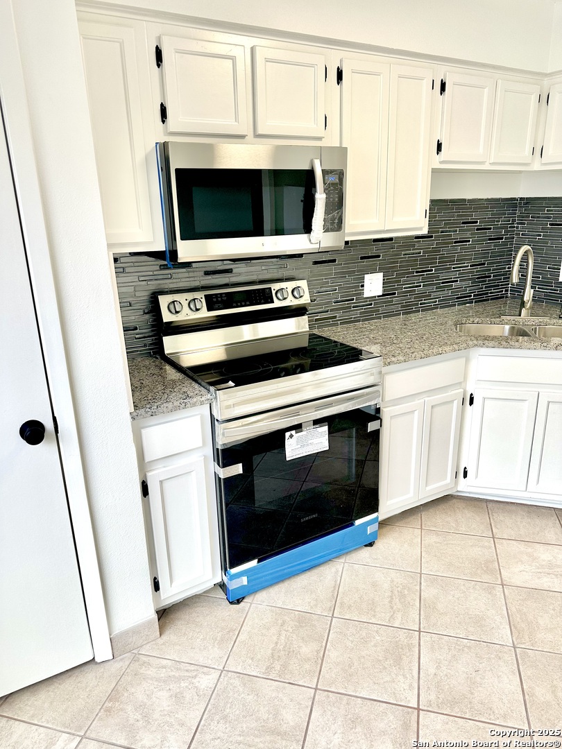 2255 Thousand Oaks San Antonio TX 78232