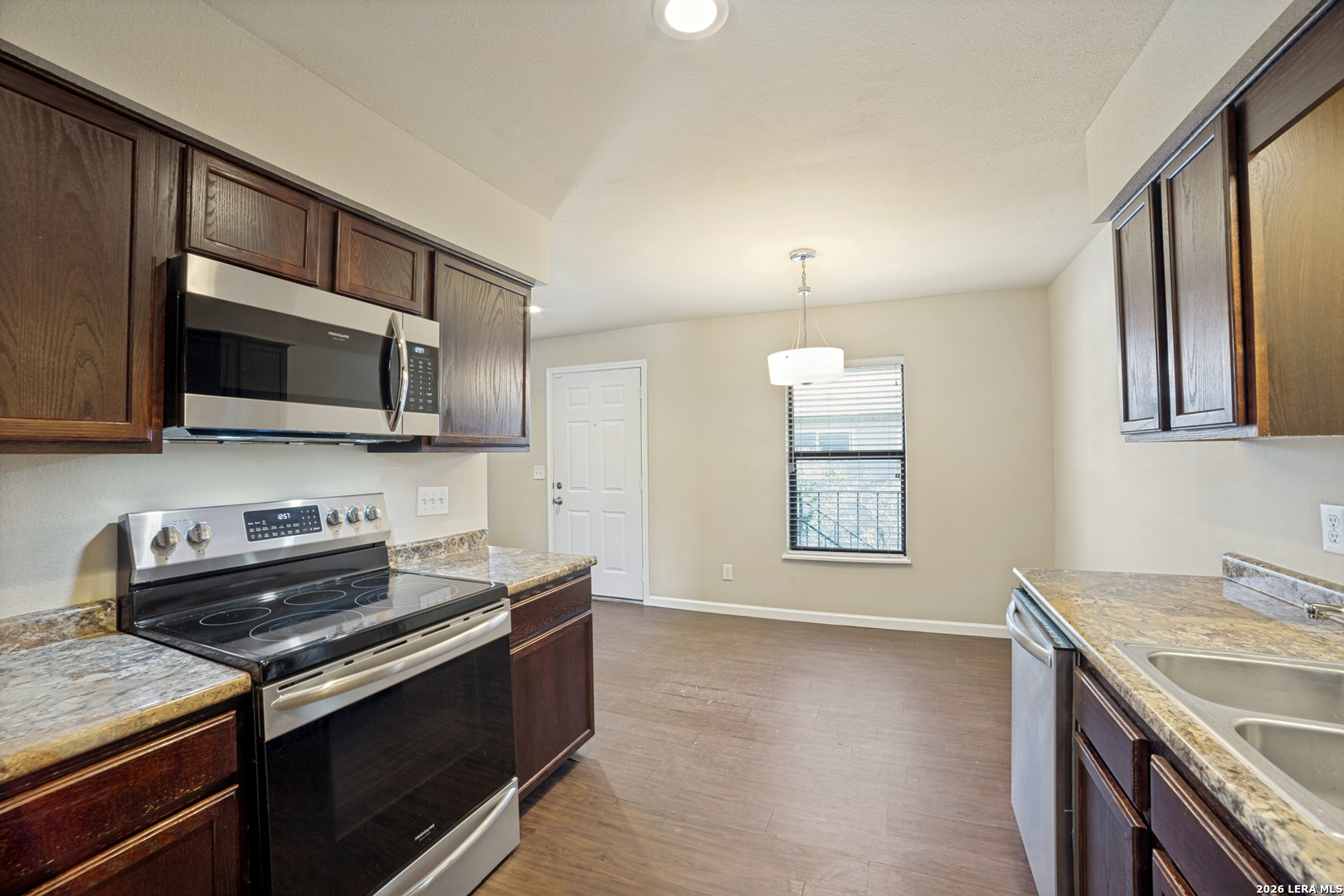 255 E Rampart Drive San Antonio TX 78216
