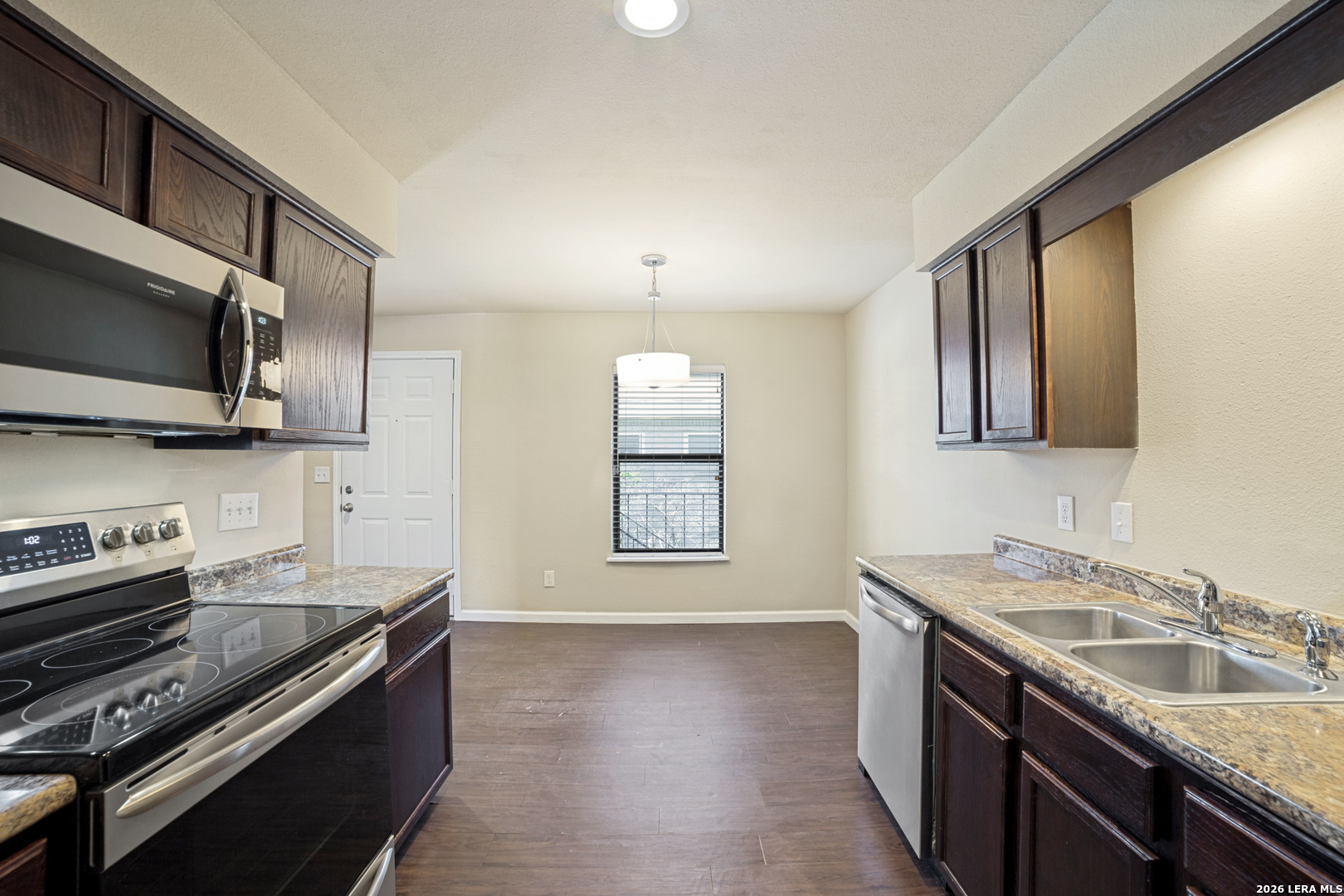 255 E Rampart Drive San Antonio TX 78216