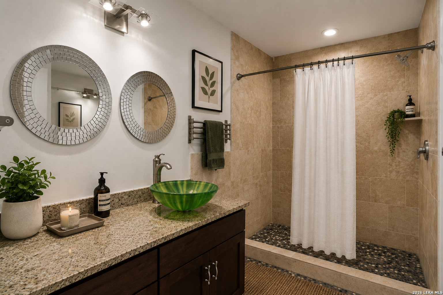 1339 S Flores San Antonio TX 78204