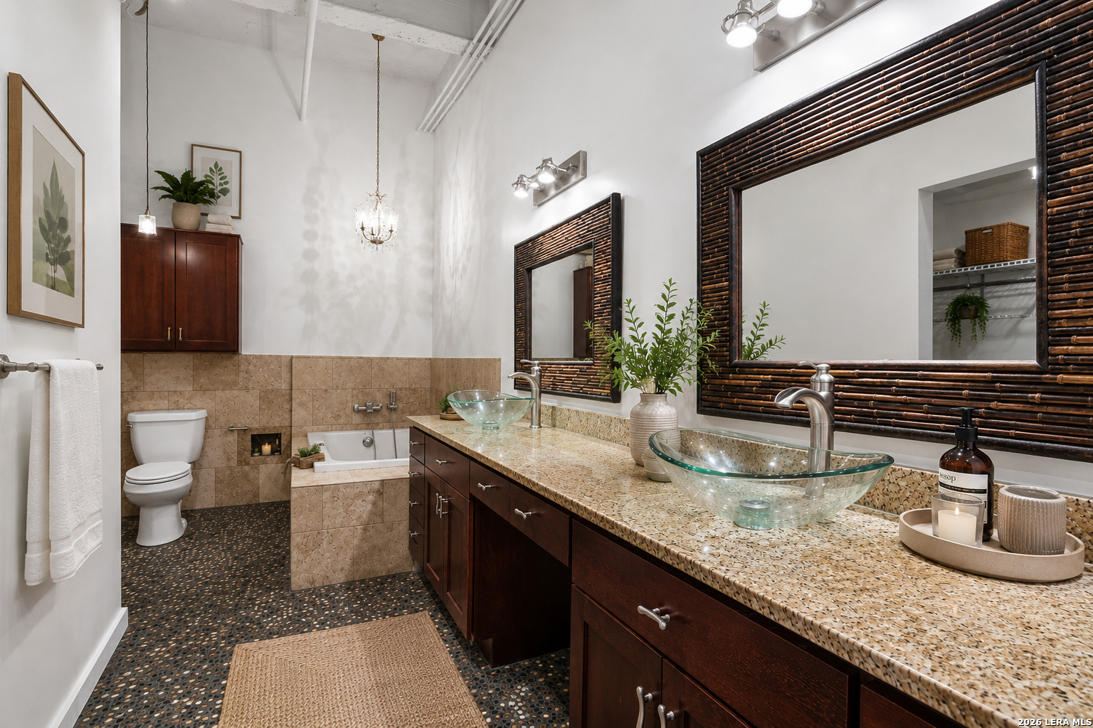 1339 S Flores San Antonio TX 78204