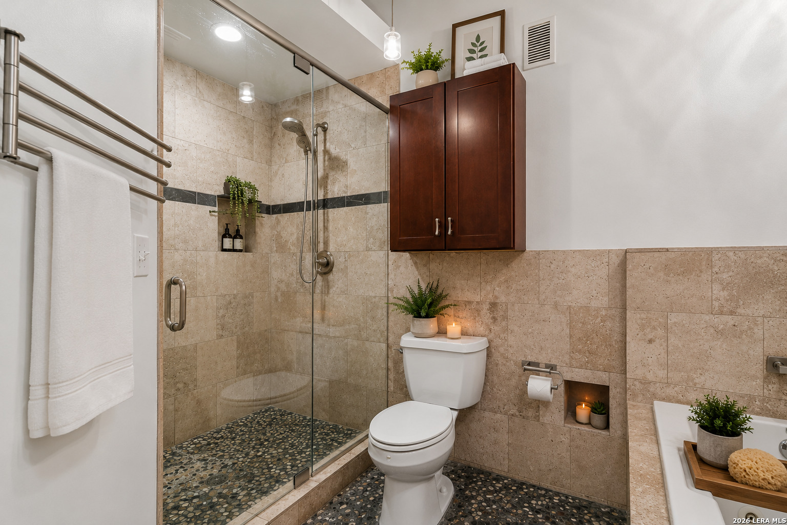 1339 S Flores San Antonio TX 78204