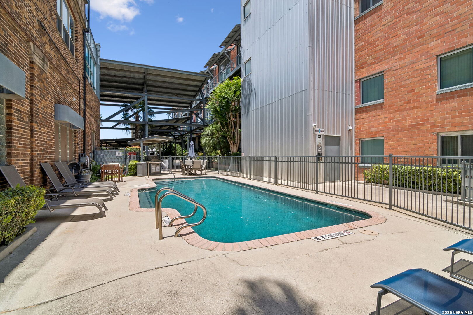 1339 S Flores San Antonio TX 78204