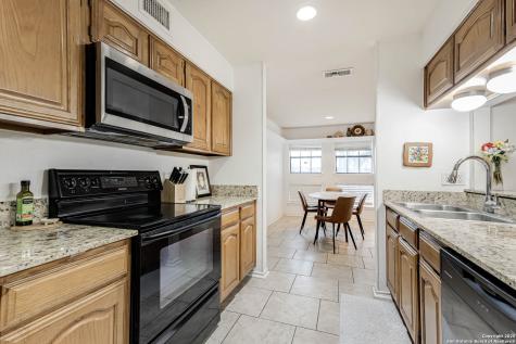 7930 Roanoke Run San Antonio TX 78240