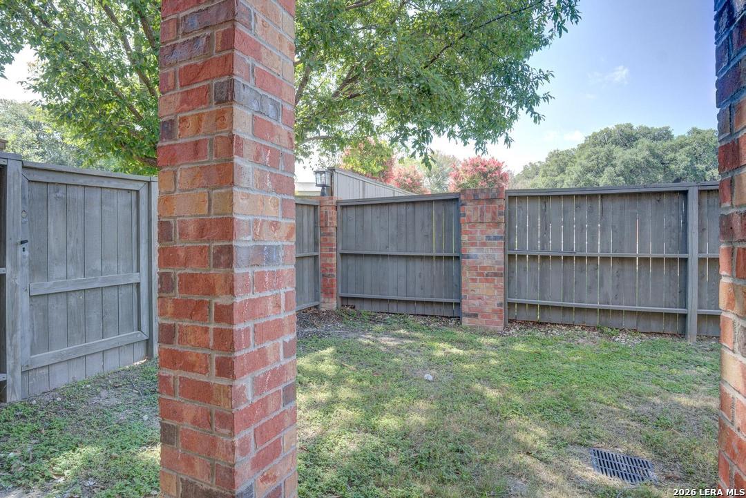 157 Chapel Hill Circle San Antonio TX 78240