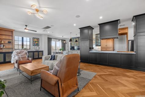 230 Dwyer San Antonio TX 78204