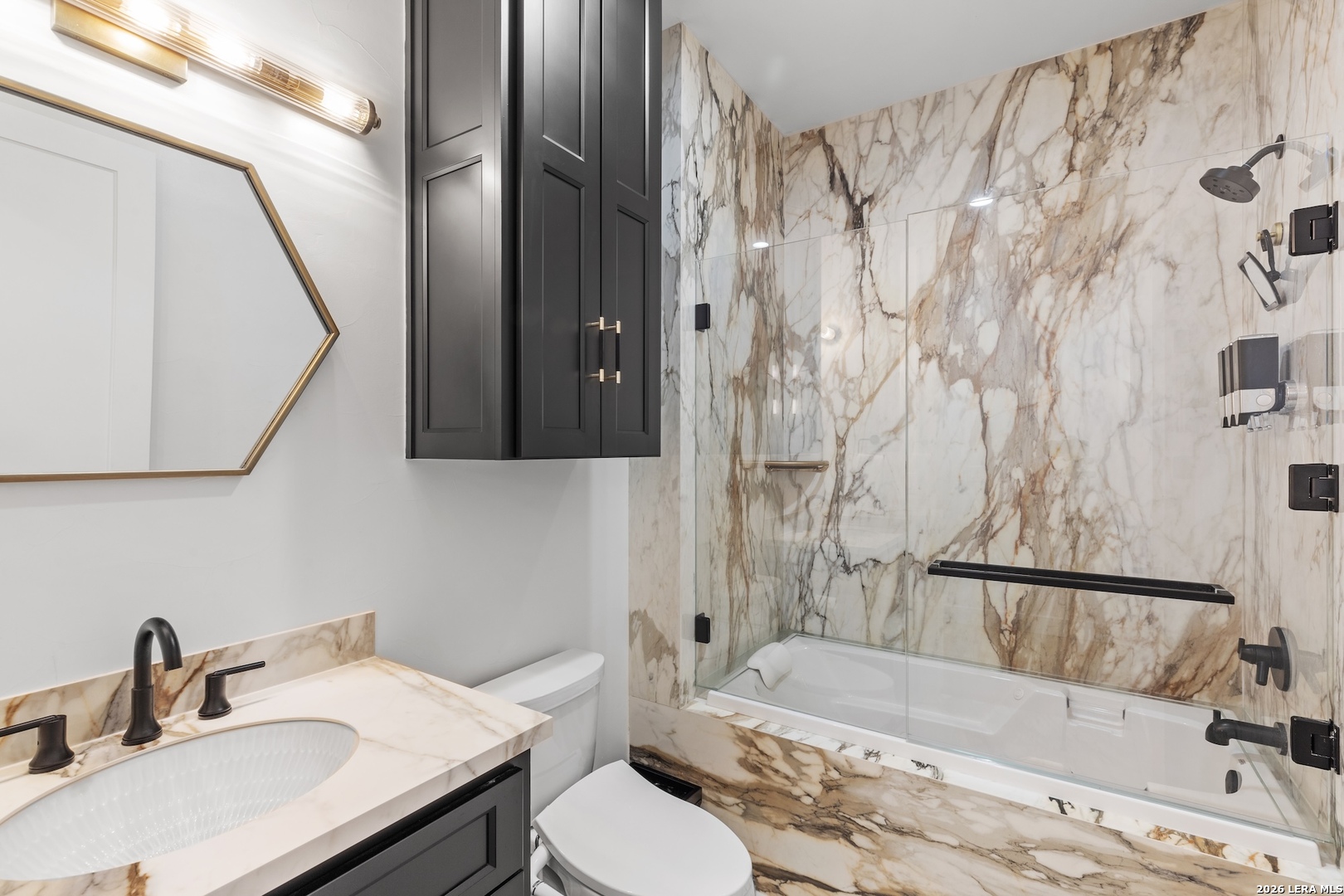 230 Dwyer San Antonio TX 78204