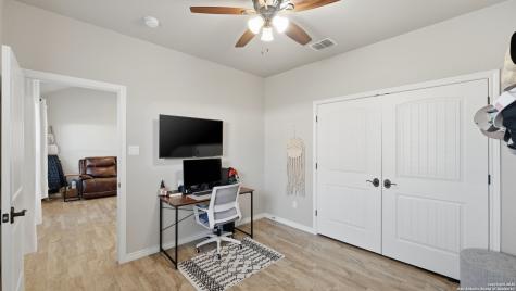 230 Navarro Crossing Seguin TX 78155