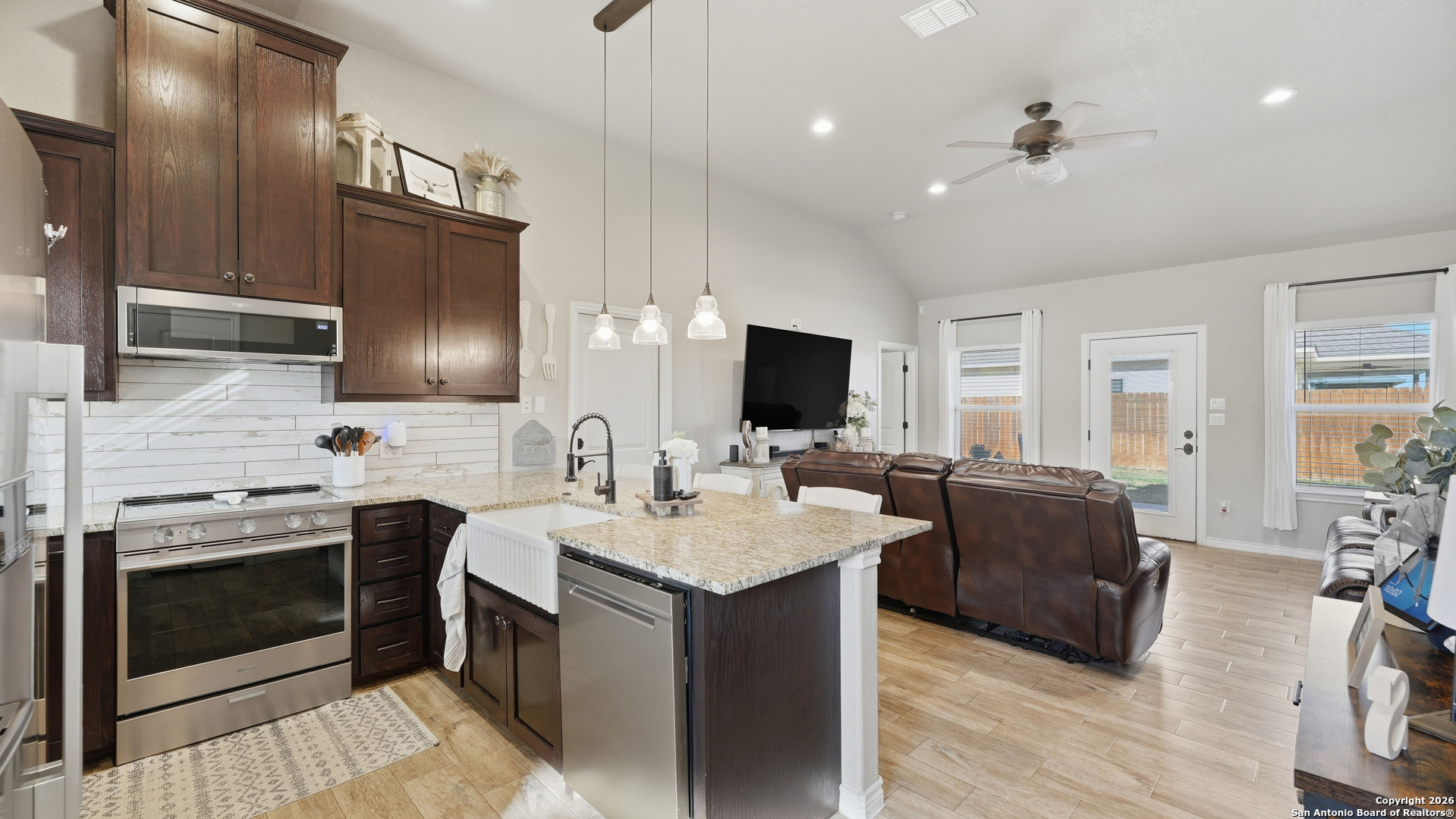 230 Navarro Crossing Seguin TX 78155