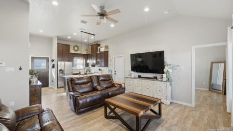 230 Navarro Crossing Seguin TX 78155