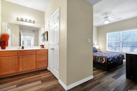 6160 Eckhert San Antonio TX 78240