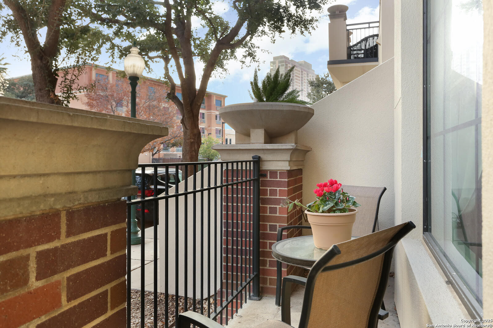 215 Center Street San Antonio TX 78202