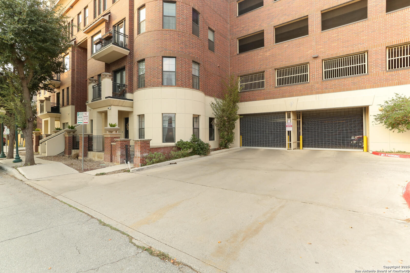 215 Center Street San Antonio TX 78202
