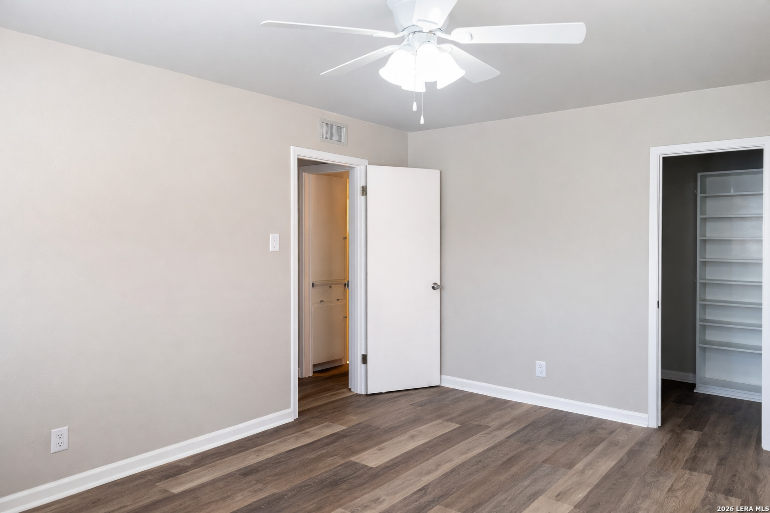 223 W Silver Sands San Antonio TX 78216