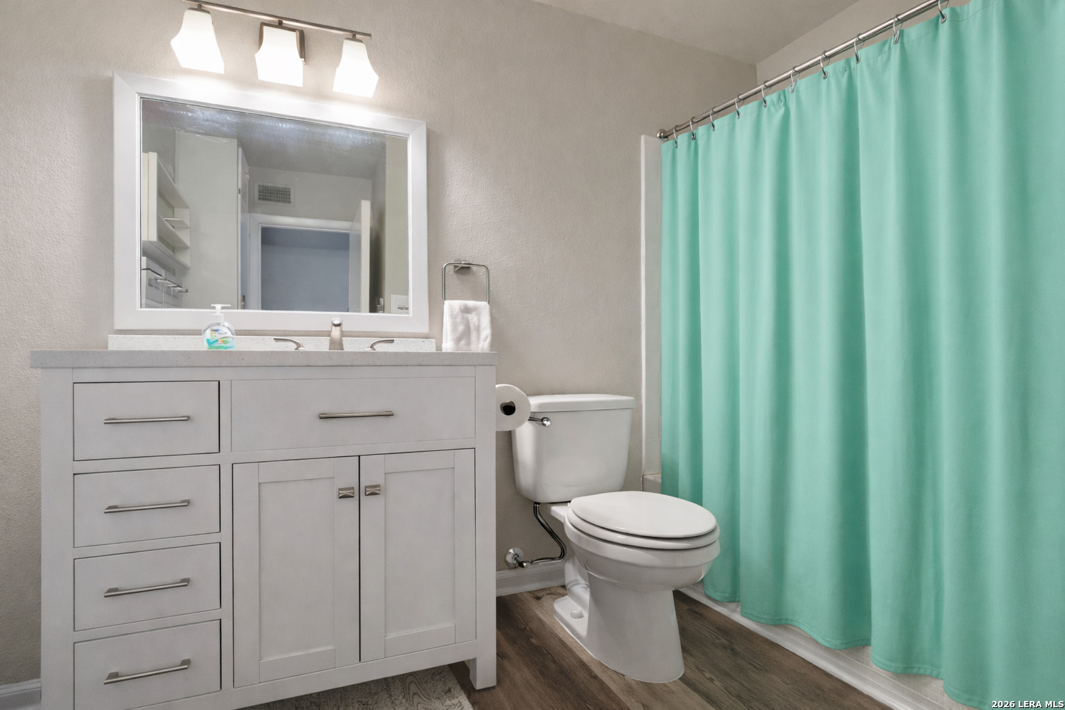 223 W Silver Sands San Antonio TX 78216