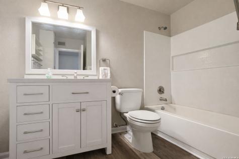 223 W Silver Sands San Antonio TX 78216