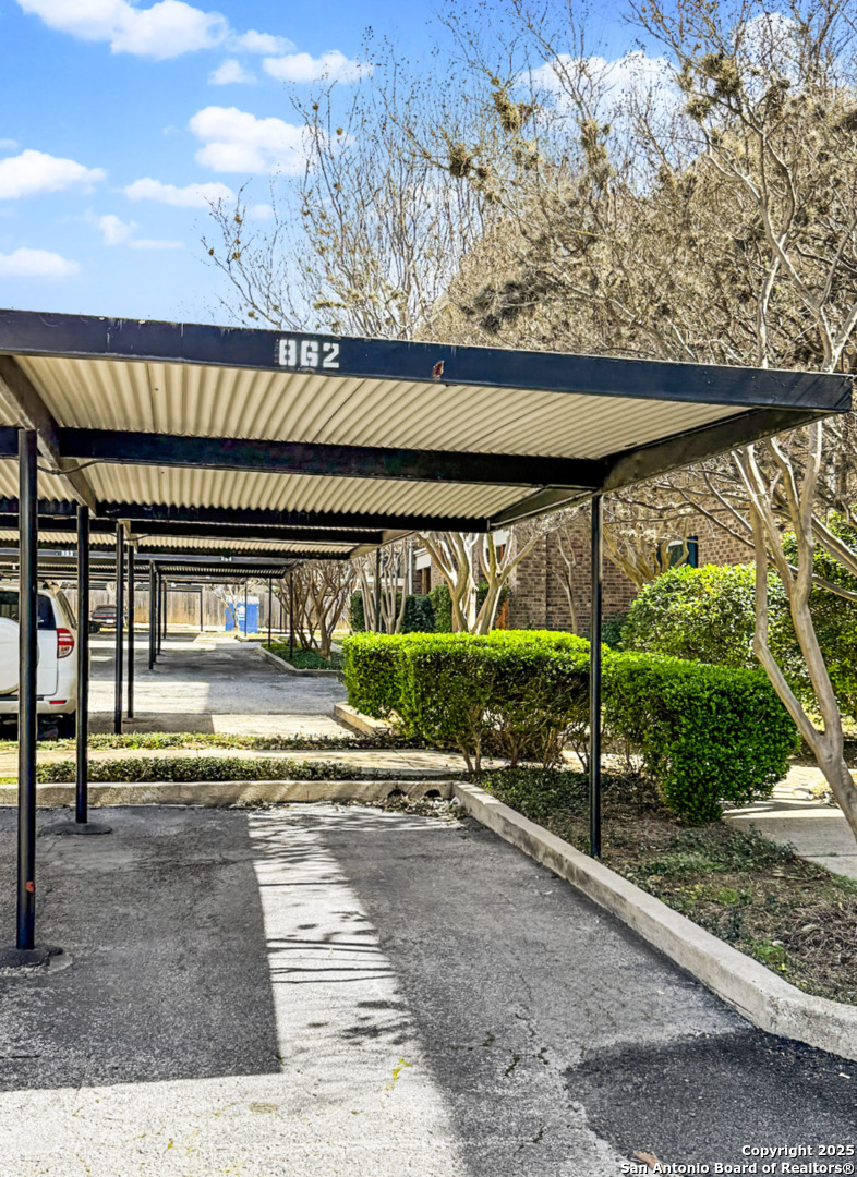 1819 Babcock San Antonio TX 78229