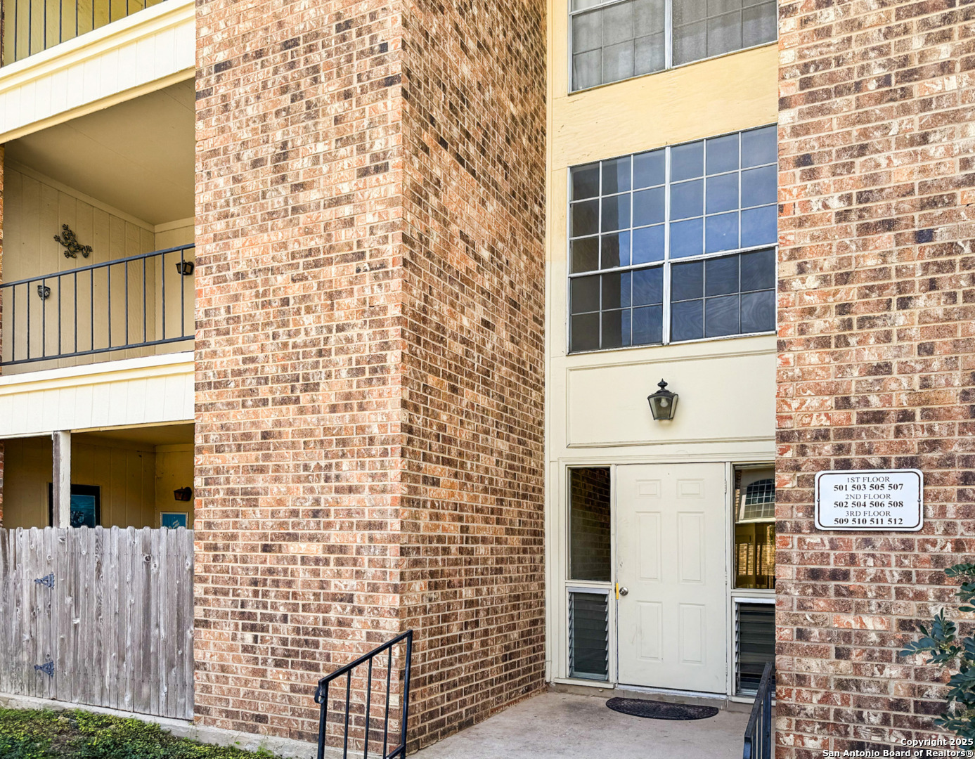 1819 Babcock San Antonio TX 78229