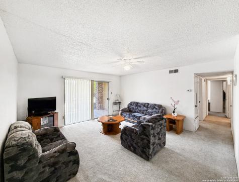 1819 Babcock San Antonio TX 78229