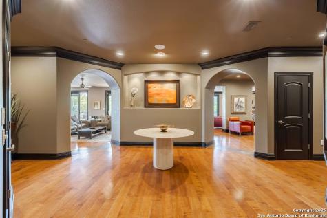 521 Guadalupe Street Kerrville TX 78028