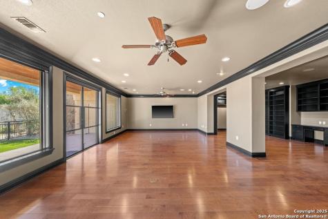 521 Guadalupe Street Kerrville TX 78028