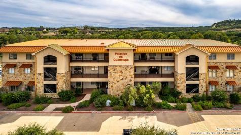 521 Guadalupe Street Kerrville TX 78028