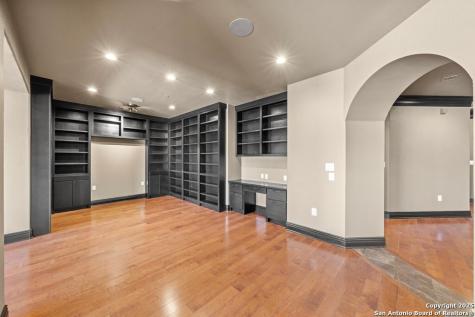 521 Guadalupe Street Kerrville TX 78028