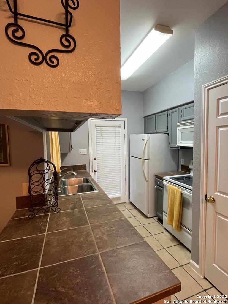 6100 Woodlake Parkway San Antonio TX 78244