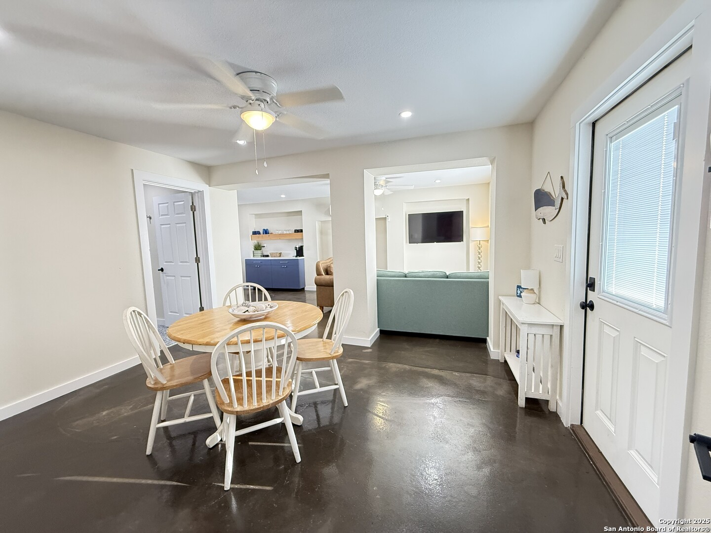 6877 State Highway 361 Port Aransas TX 78373