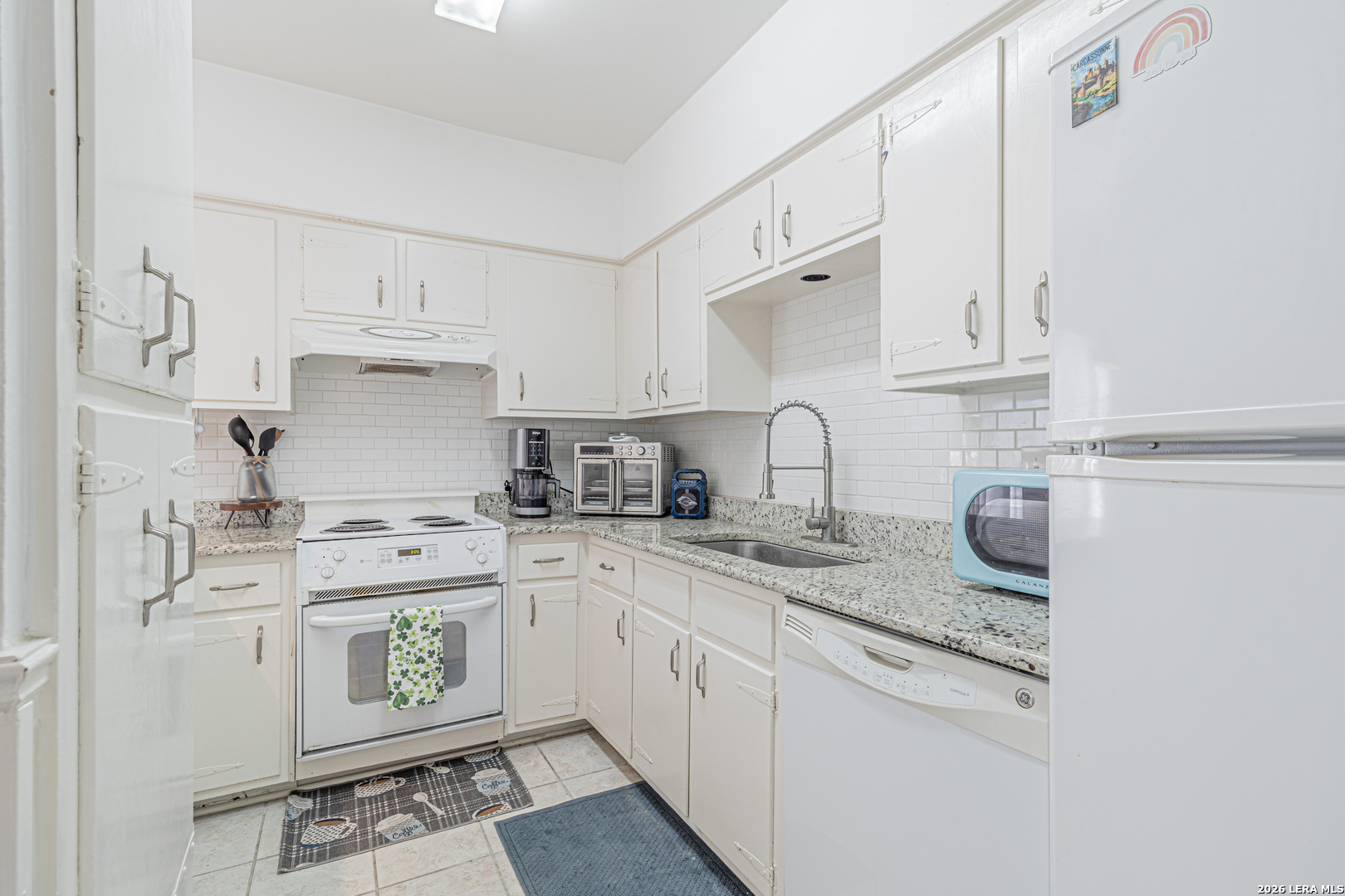9915 Powhatan San Antonio TX 78230