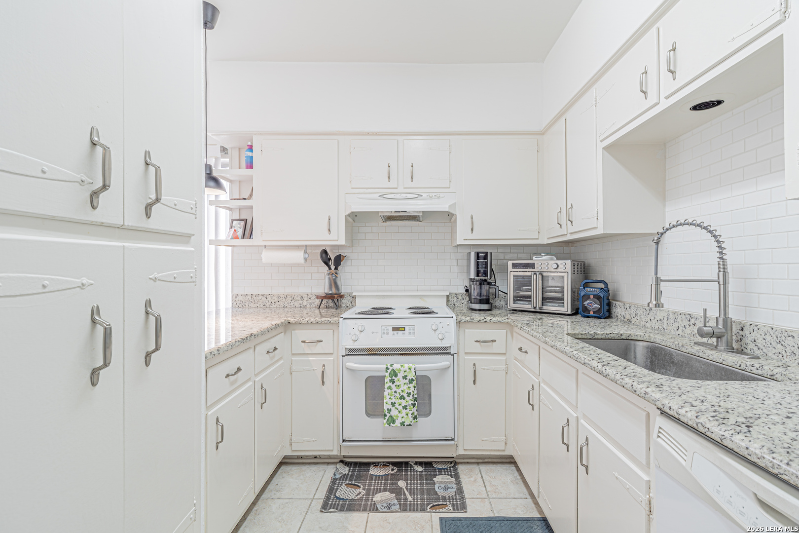 9915 Powhatan San Antonio TX 78230