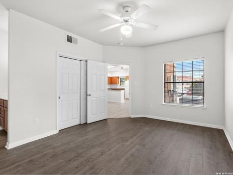 6160 Eckhert San Antonio TX 78245