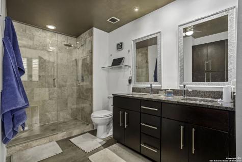 831 S Flores San Antonio TX 78204