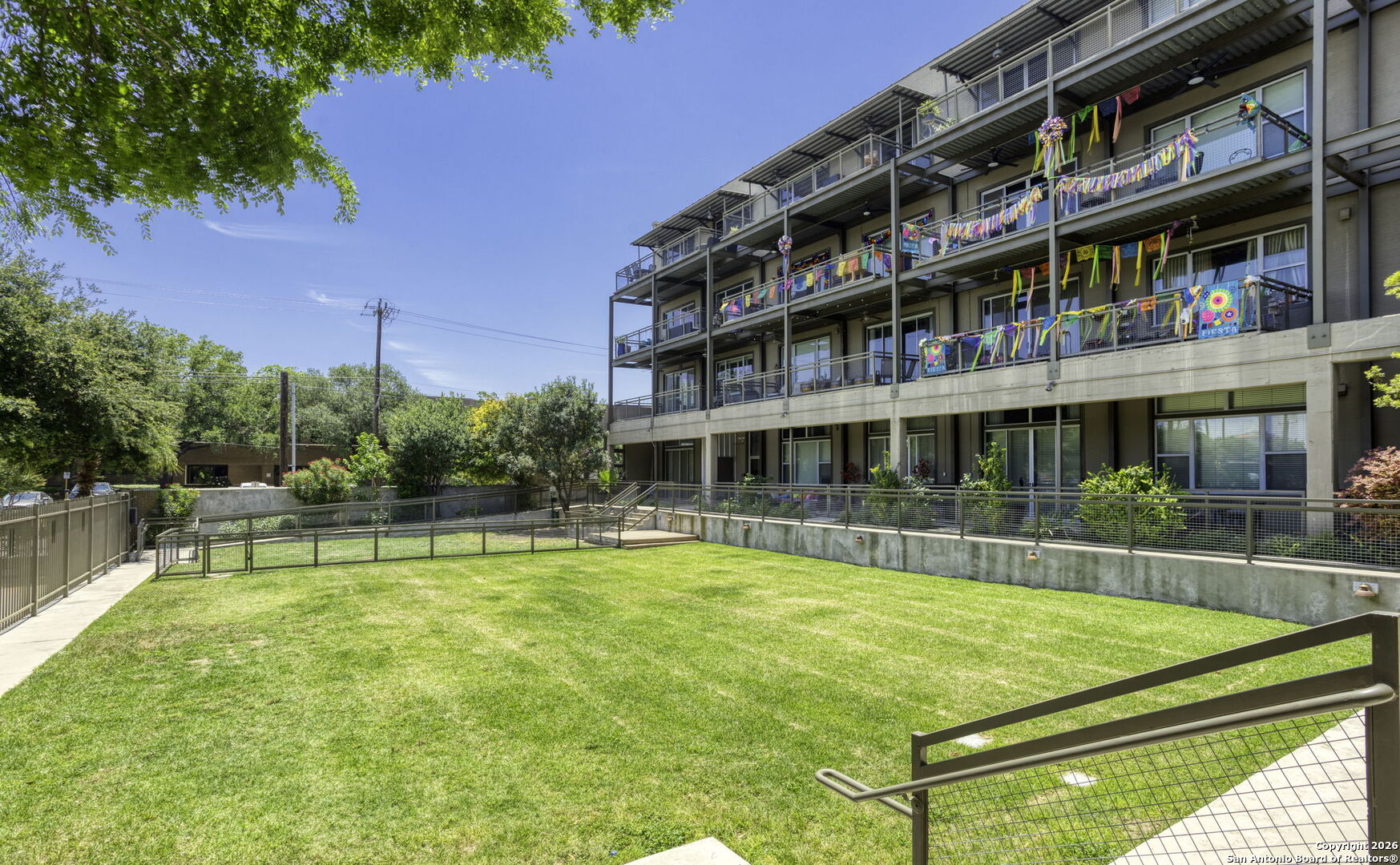 831 S Flores San Antonio TX 78204