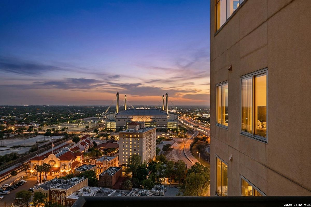 215 Center Street San Antonio TX 78202