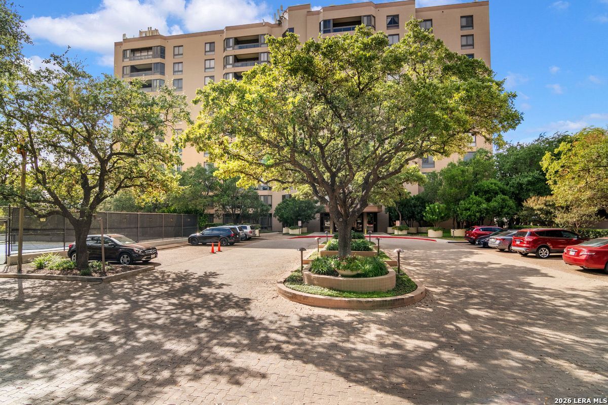 7887 Broadway San Antonio TX 78209