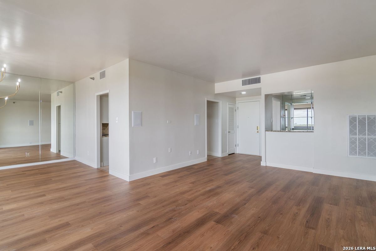 7887 Broadway San Antonio TX 78209