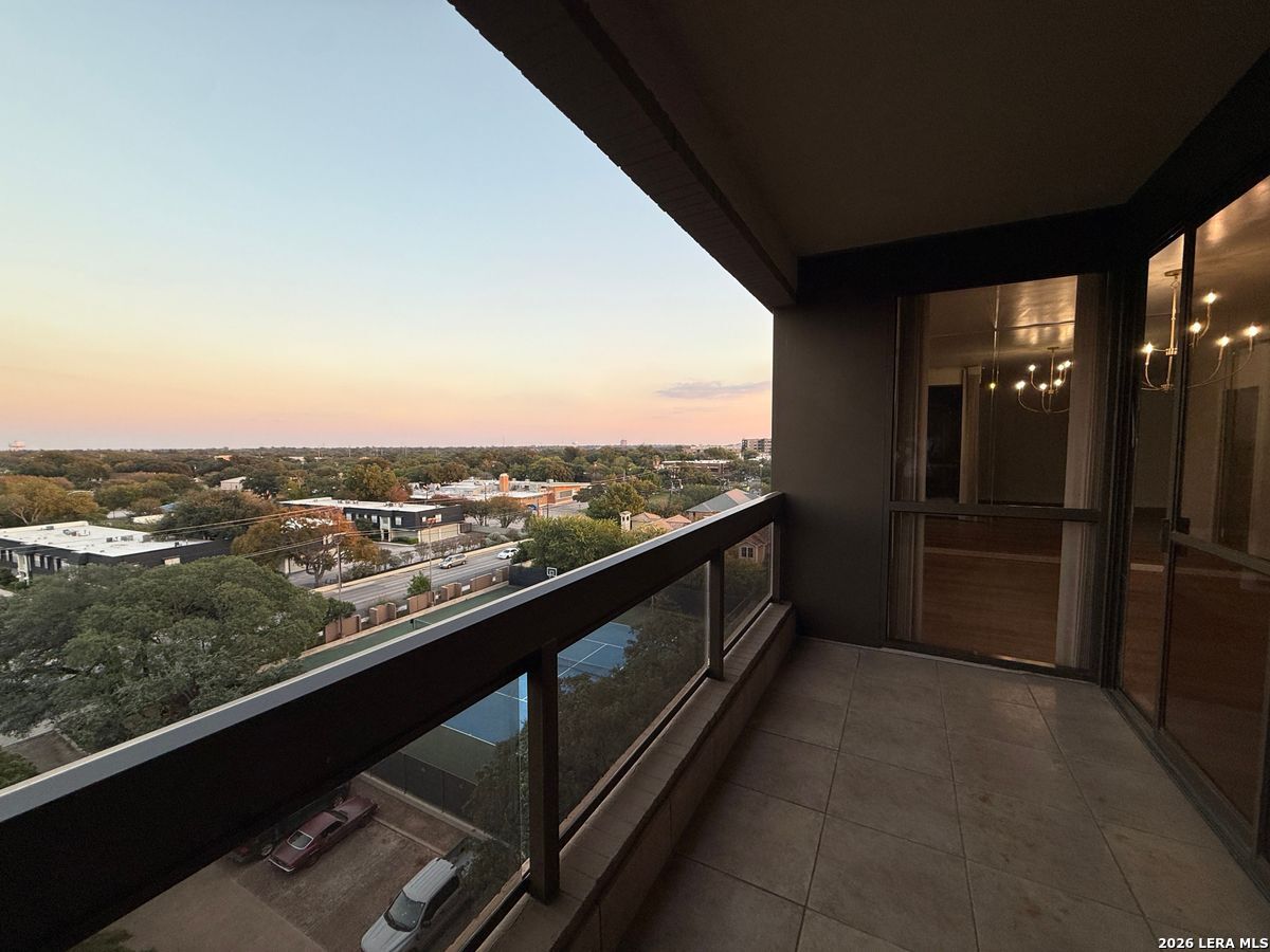 7887 Broadway San Antonio TX 78209