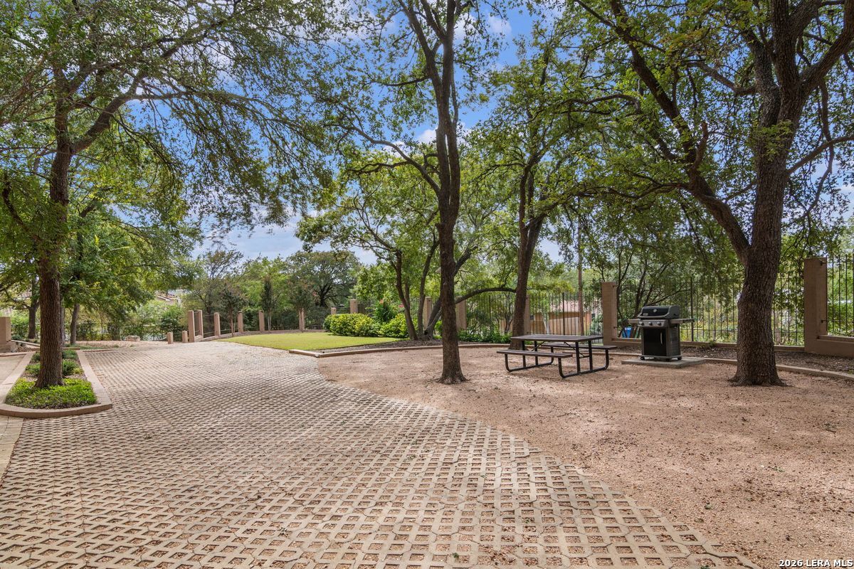 7887 Broadway San Antonio TX 78209