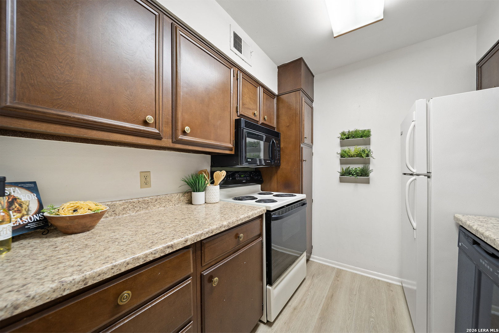 8702 Village Drive San Antonio TX 78217