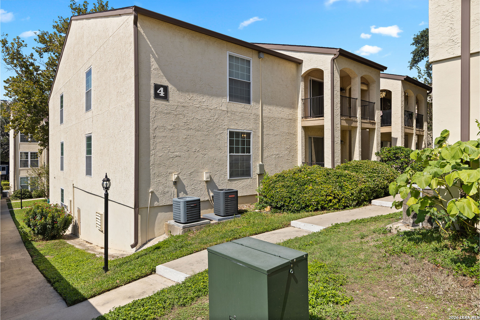 8702 Village Drive San Antonio TX 78217