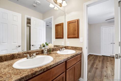 7323 Snowden Road San Antonio TX 78240