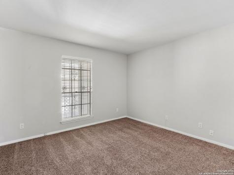 8033 N New Braunfels San Antonio TX 78209