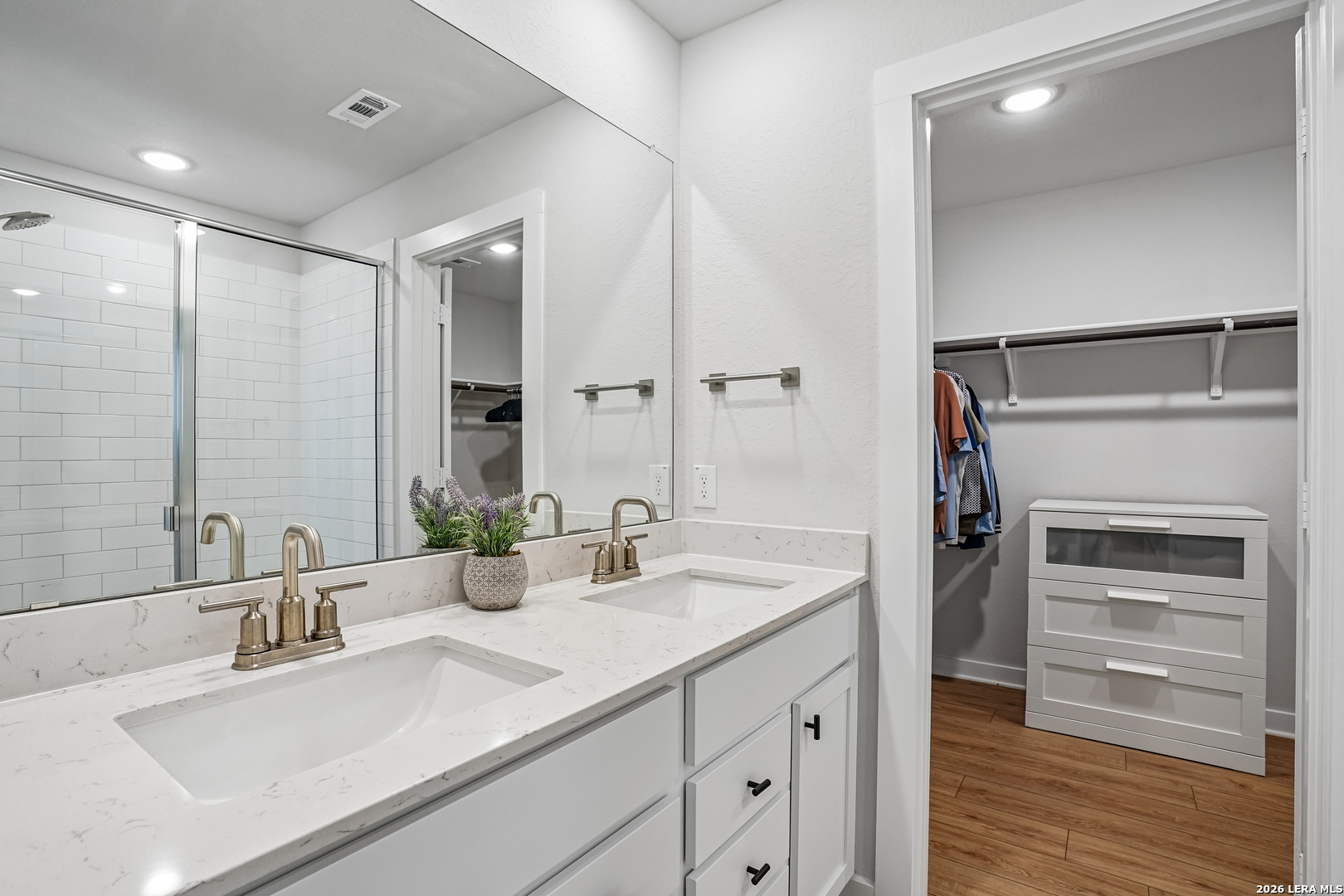 5935 W Hausman San Antonio TX 78249