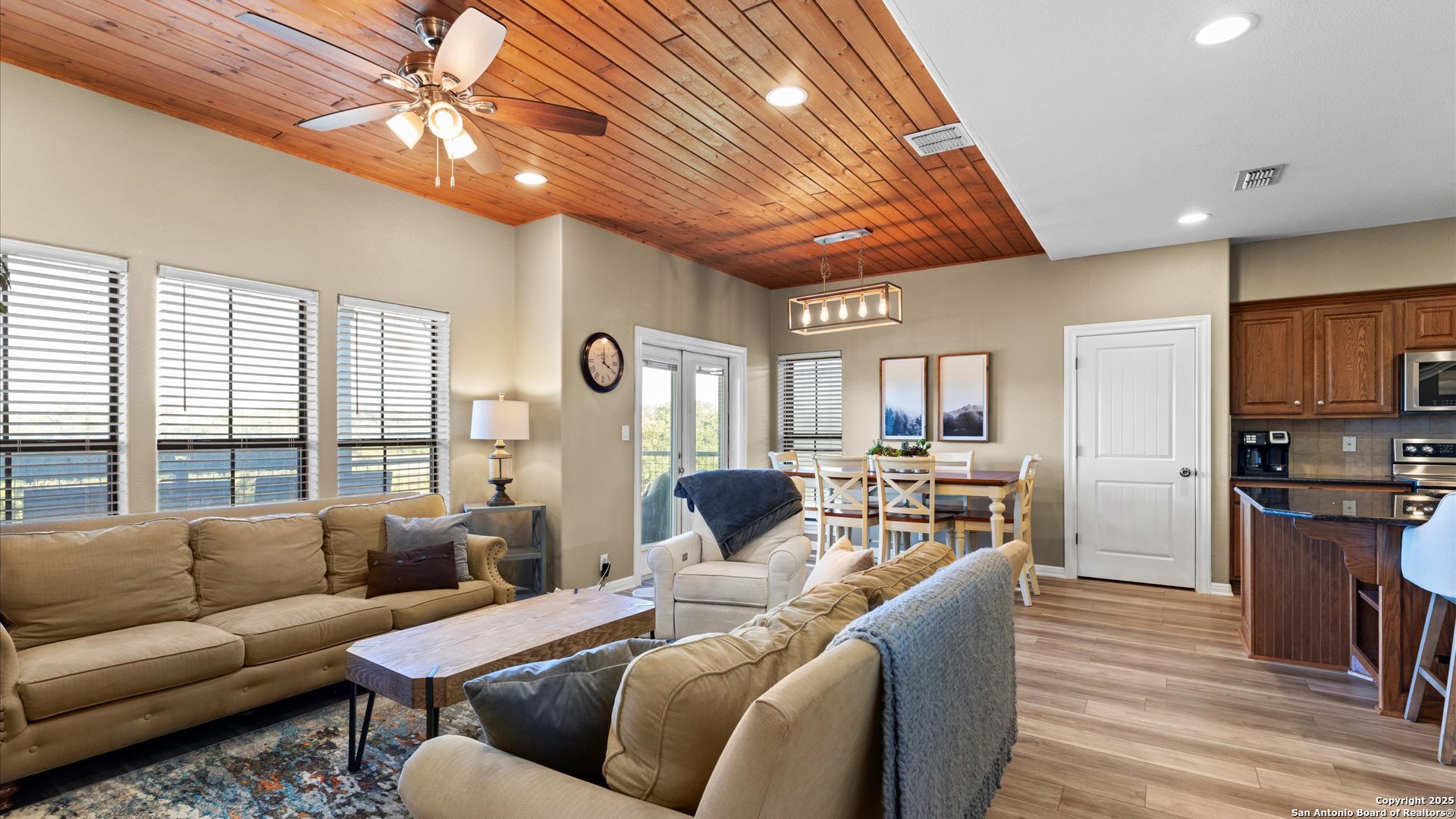 1111 Long Creek New Braunfels TX 78130