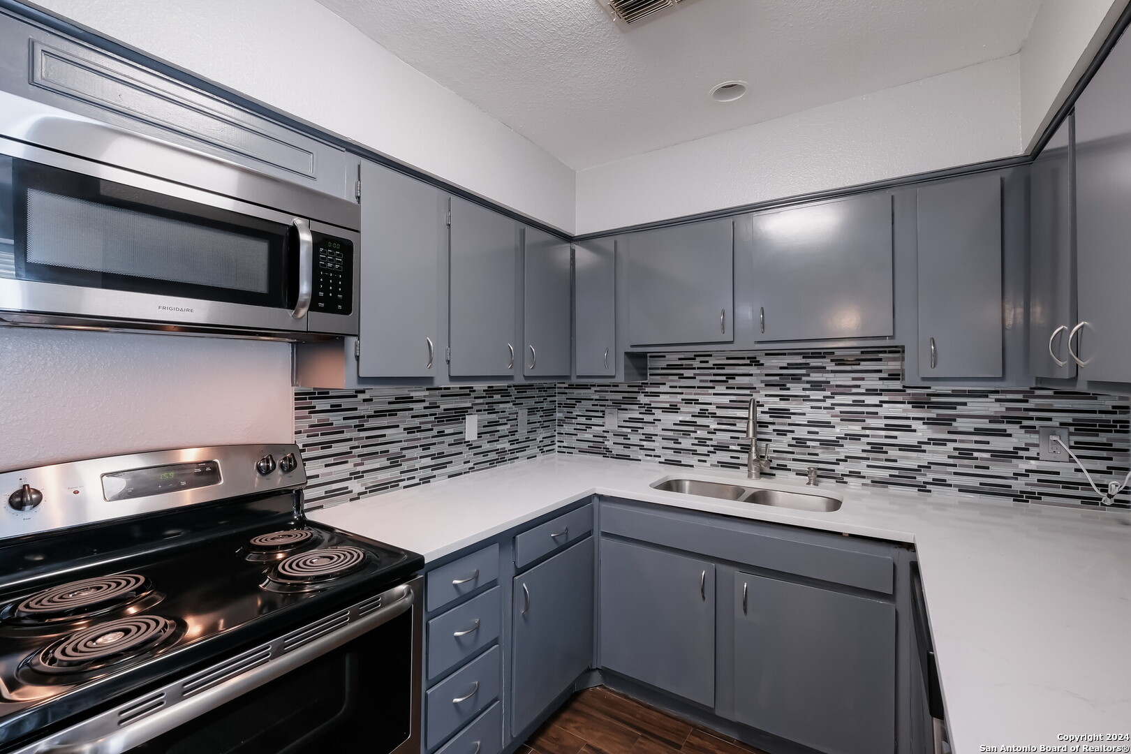 100 Lorenz San Antonio TX 78209