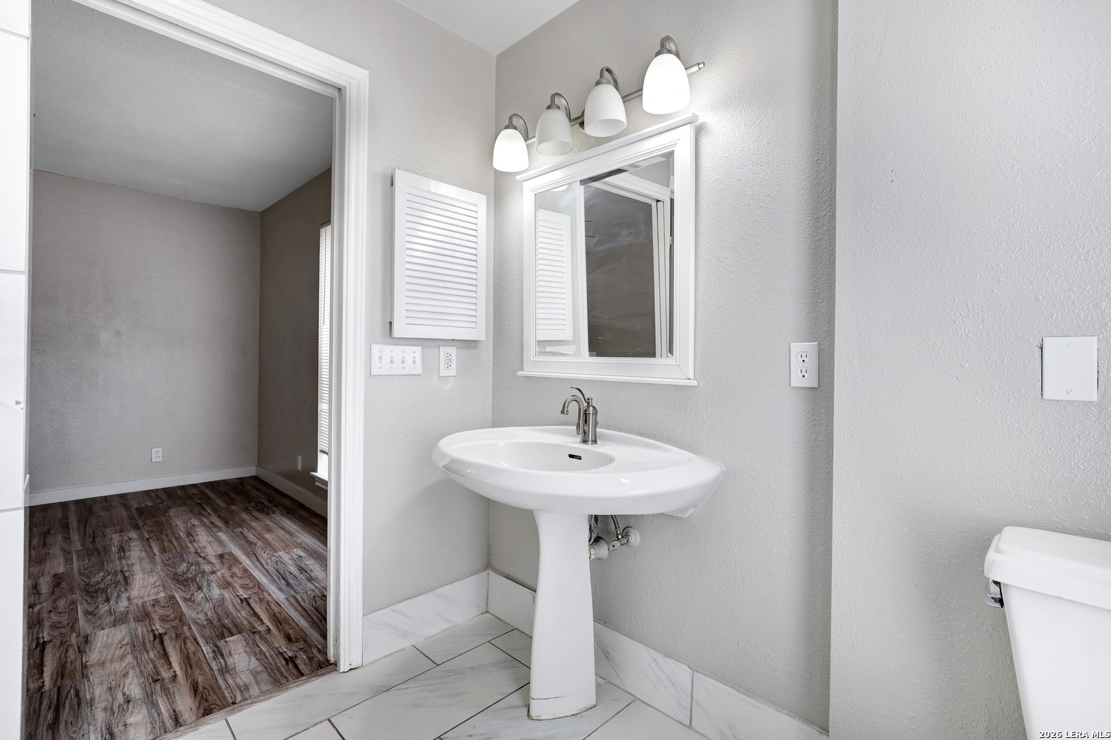 8611 Datapoint Drive San Antonio TX 78229