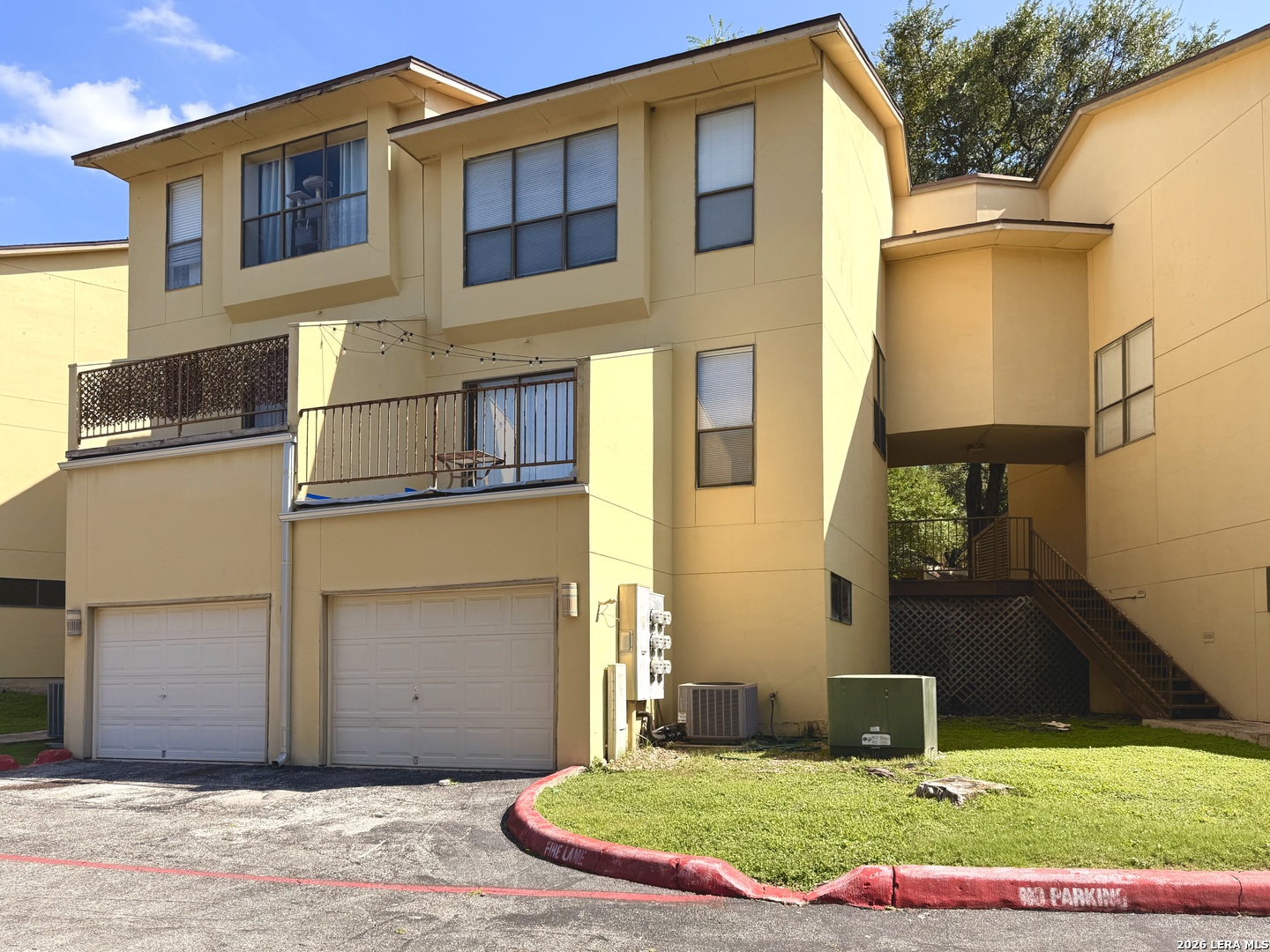 8642 Fredericksburg Road San Antonio TX 78240