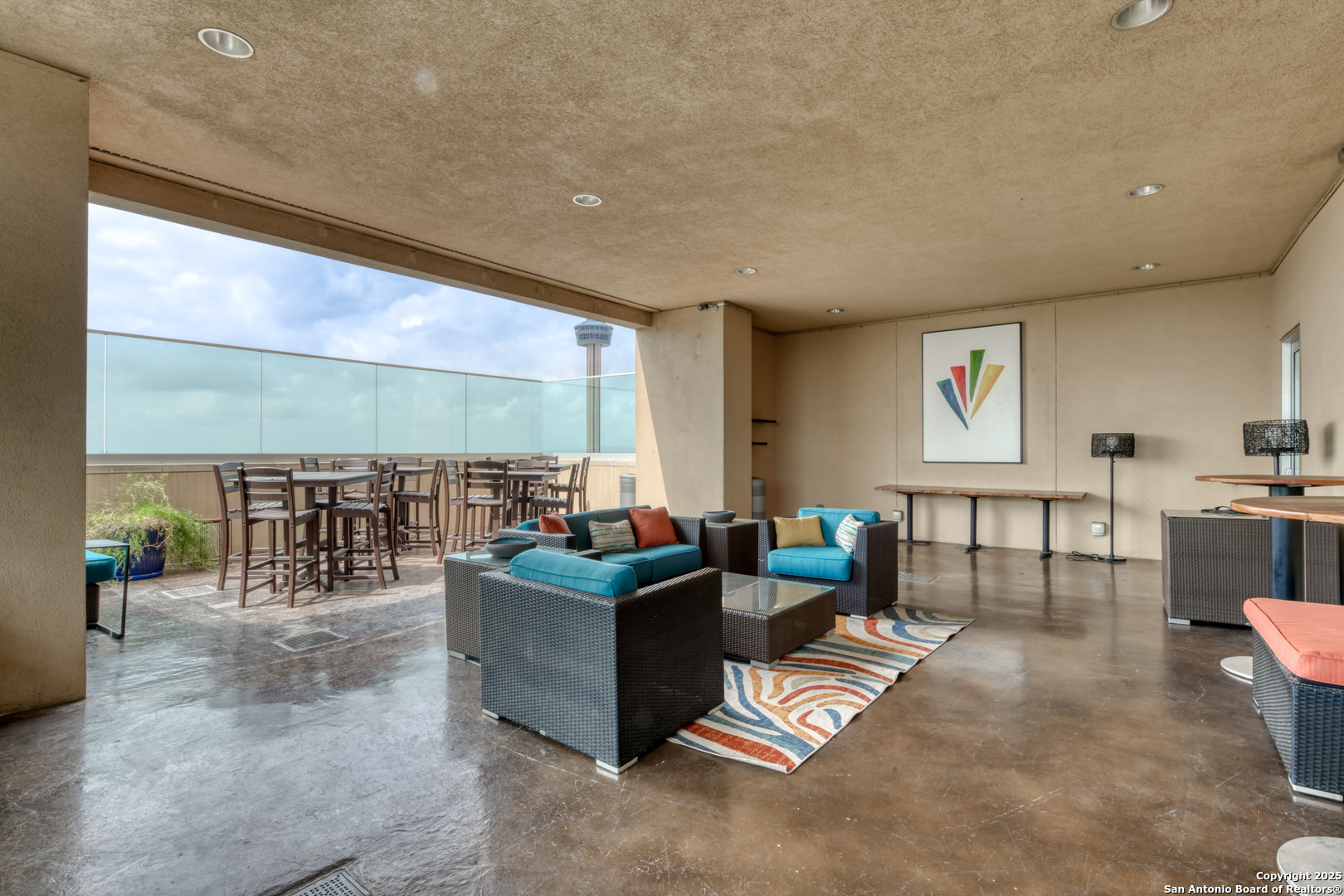 215 N Center Street San Antonio TX 78202