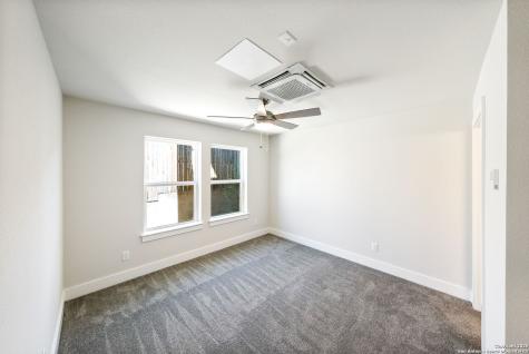 419 Ira Avenue San Antonio TX 78209